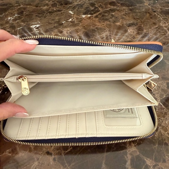 NWT, Spartina 449 Wallet - Picture 8 of 9